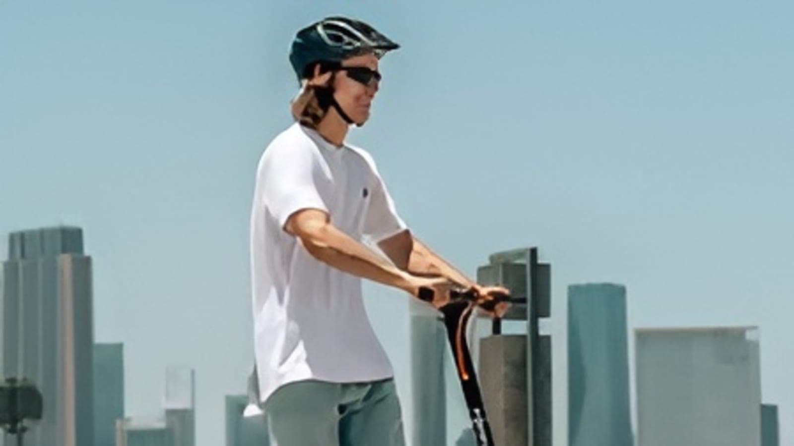 Hiboy Electric Scooters: Smart Urban Mobility for Comfort & Convenience