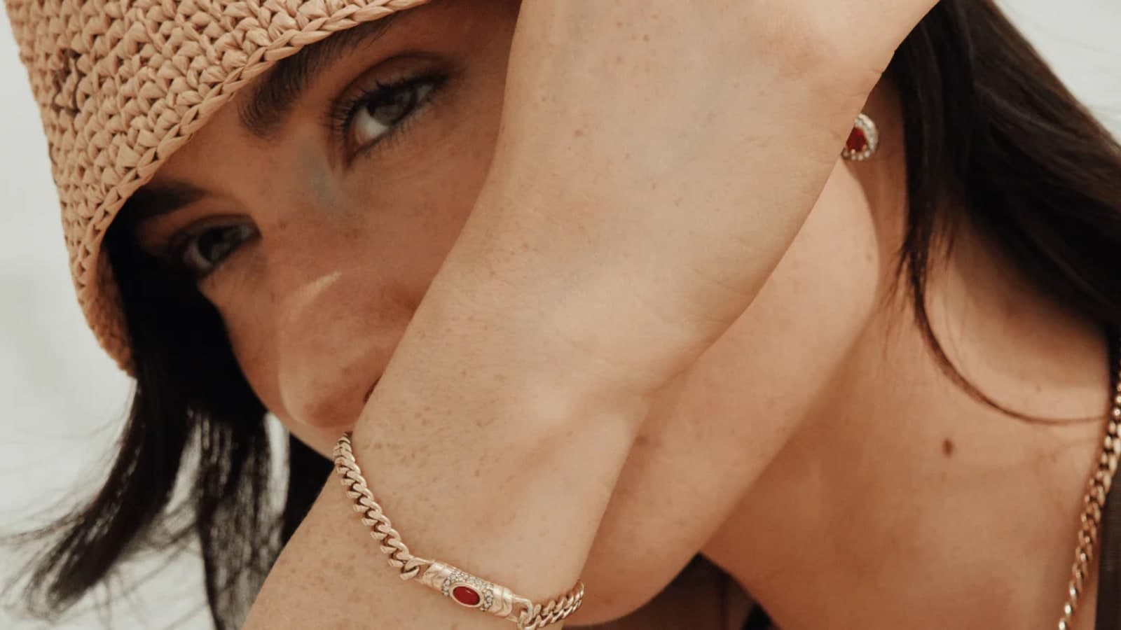 Raena Stones: Elevating Everyday Confidence with Jewellery Designed to Be Worn Without Limits