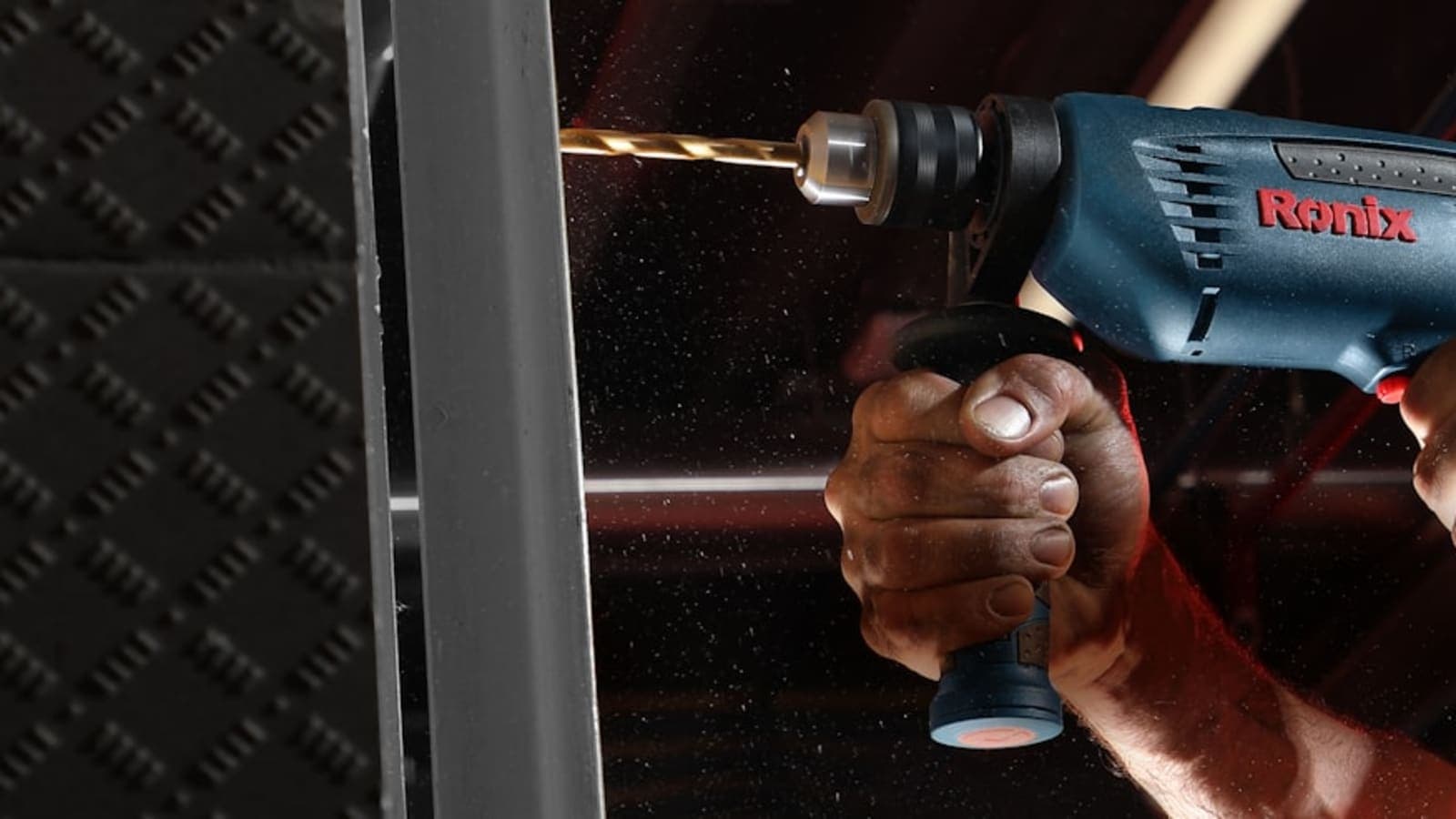 The Best Cordless Drills for Beginner DIY Projects (Budget Focused)