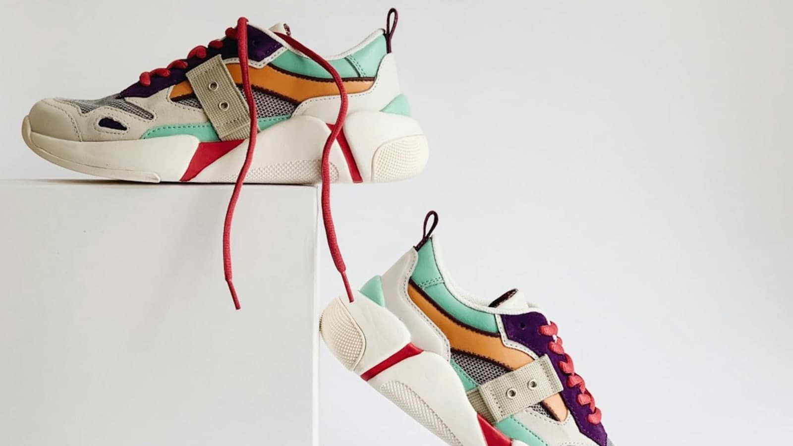 The Seamless Path to Authentic Self-Expression: COOLWAY USA and the Wellness of the Walk